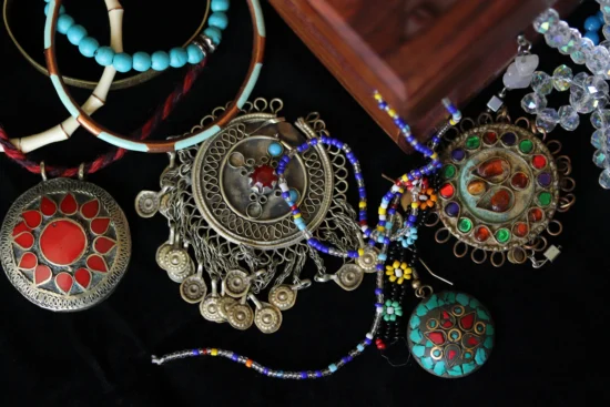 How can you tell if Navajo jewelry is real