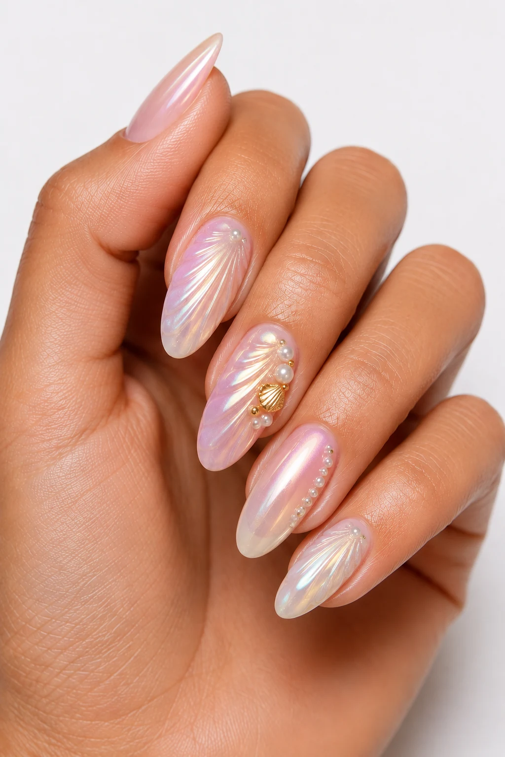 Chrome Seashell Glow — summertime nails style outfit, worn by a stylish woman