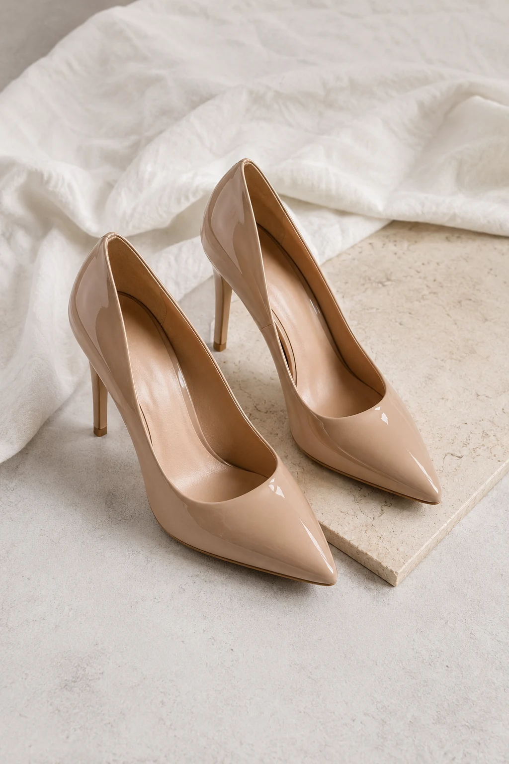 INTRO — shoes heels style outfit