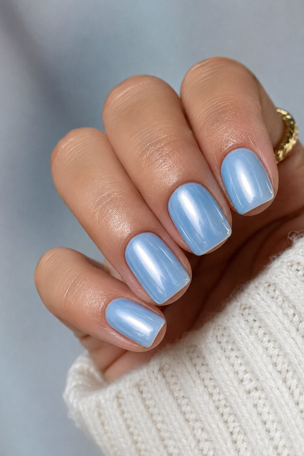 Blue Nails With Chrome Glaze — baby blue chrome nails short style outfit