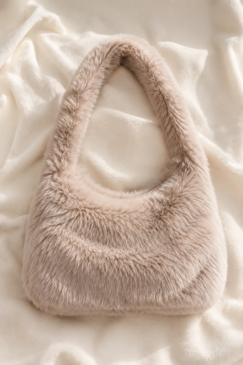Faux-Fur Winter Bag — Cute bags style outfit