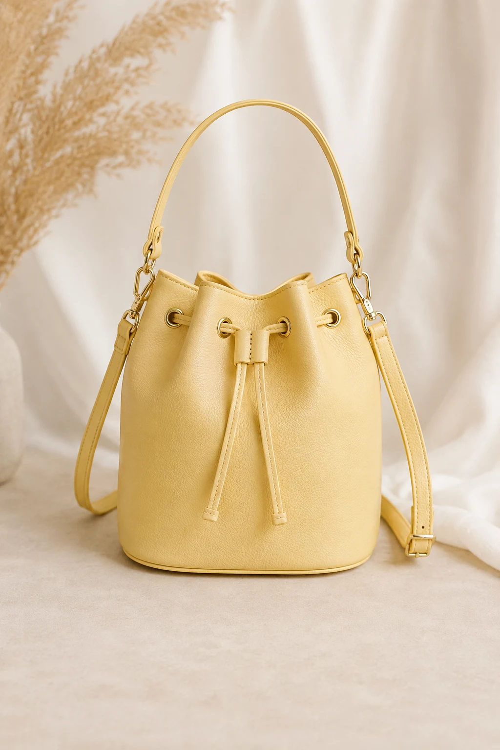 Butter Yellow Bucket Bag — Cute bags style outfit