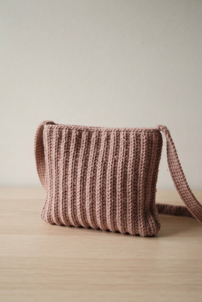 Minimalist Ribbed Crossbody — crochet baby bag style outfit